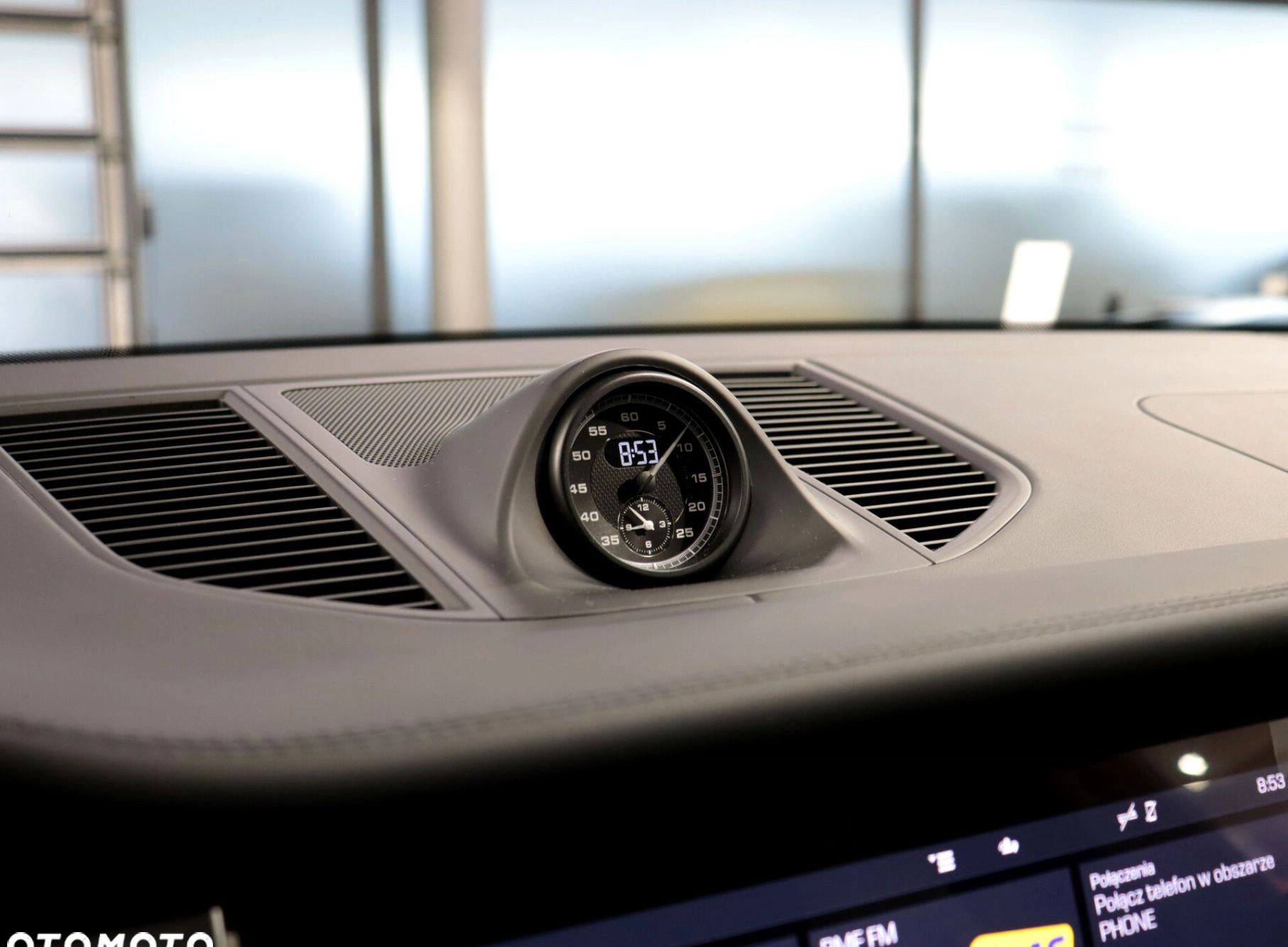 Porsche Macan cena 359000 przebieg: 2394, rok produkcji 2023 z Katowice małe 436